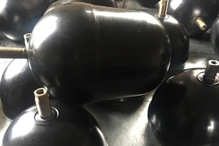 囊式蓄能器壓力嚴(yán)重降低？泄漏是主要原因！